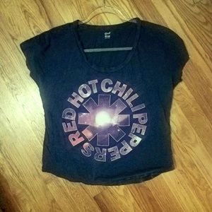 Cropped red hot chili pepper concert tee